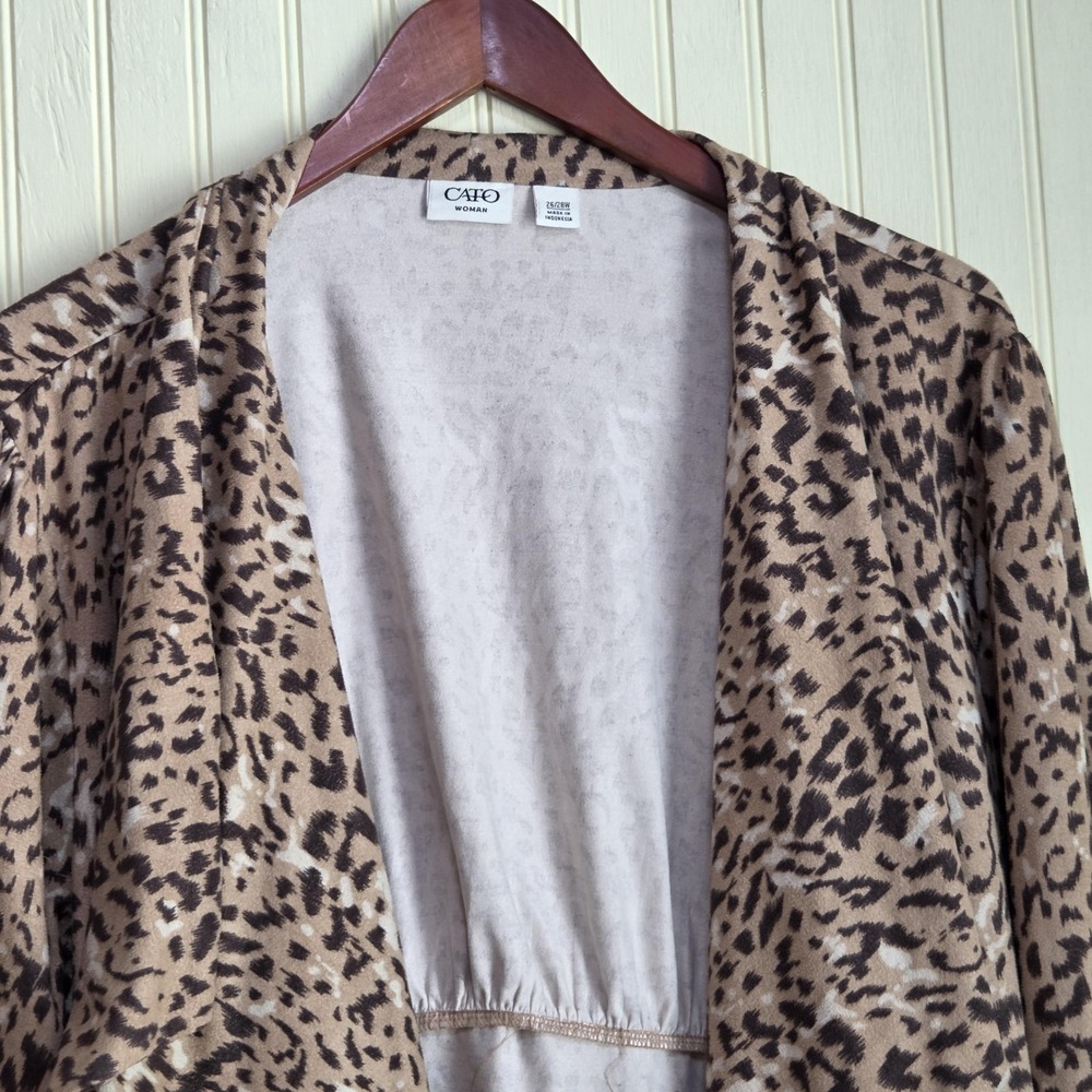 Cato Sweater Cardigan Womens 26/28W Brown Leopard Open Front Knit Long Sleeve